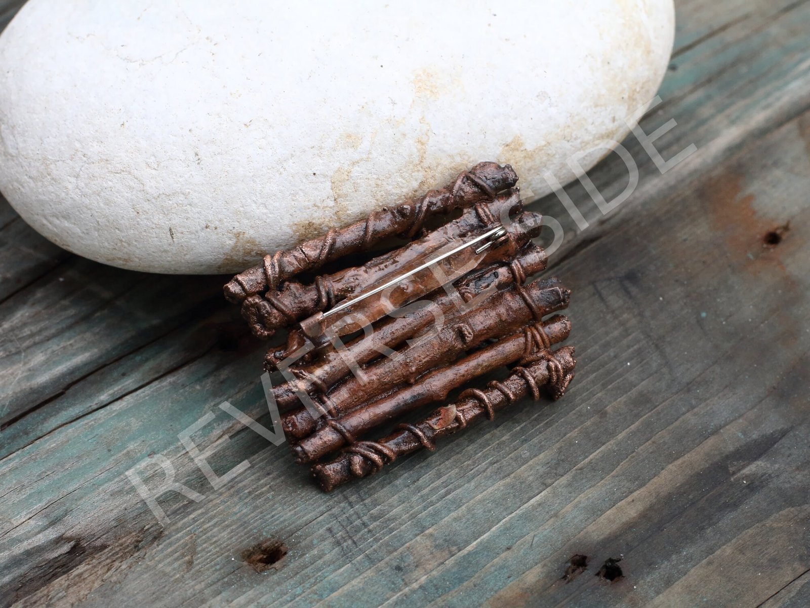 Oak Branches with Coral Heart Brooch - Image 5