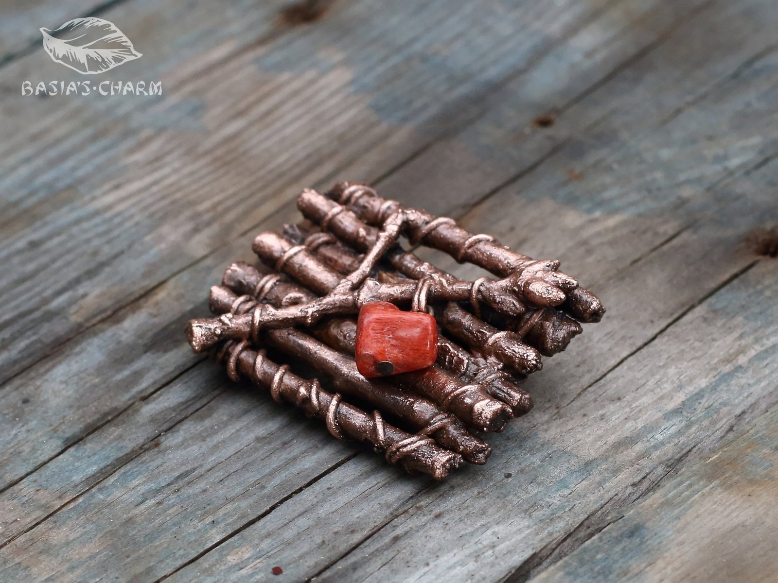 Oak Branches with Coral Heart Brooch - Image 7