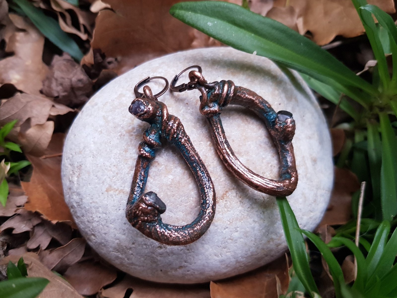 Very Unusual Asymmetrical Earrings with Kiwi Shoots and Three Quartz - Image 8