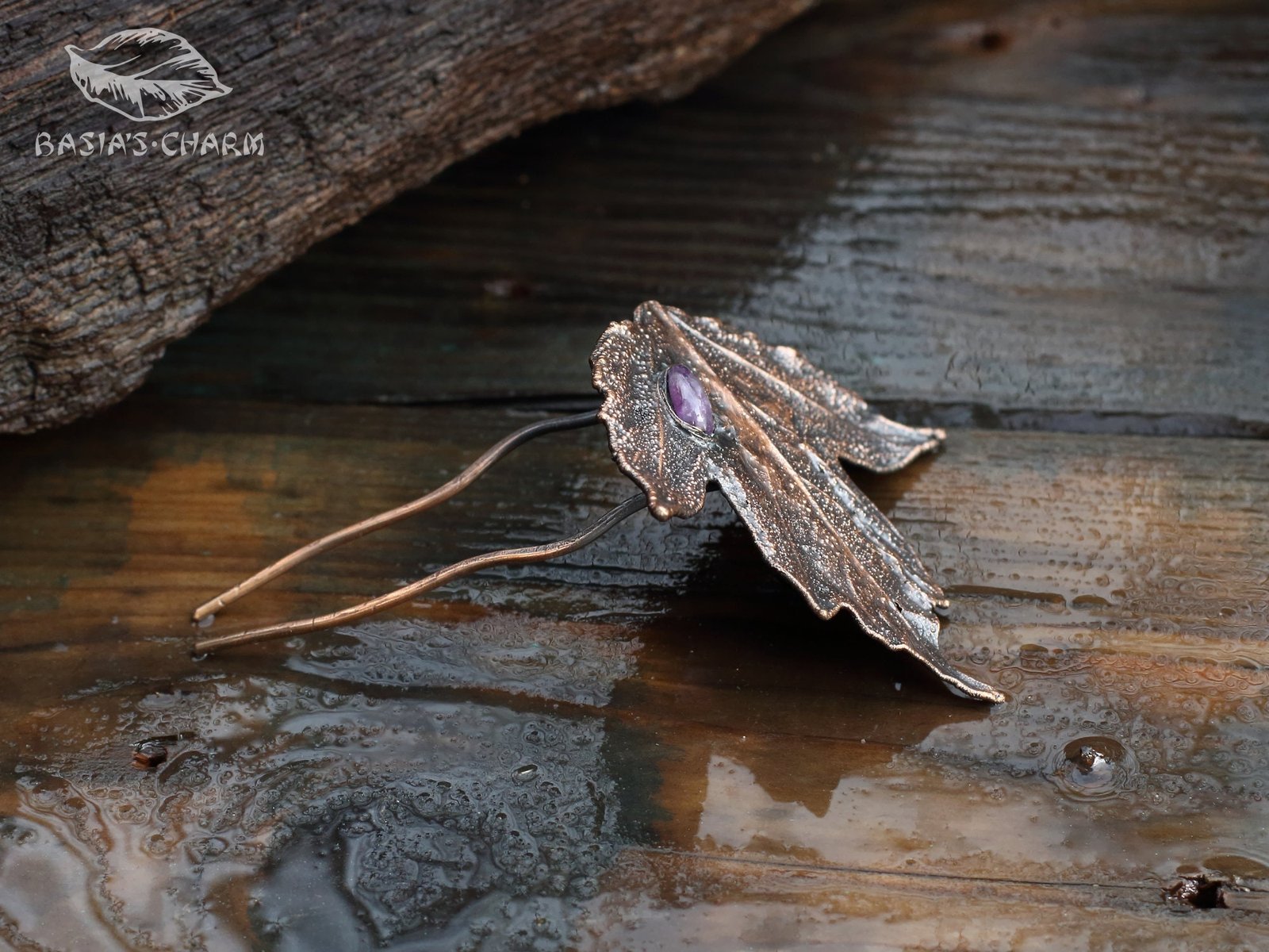 Viburnum Leaf with Amethyst Hair fork - Image 3