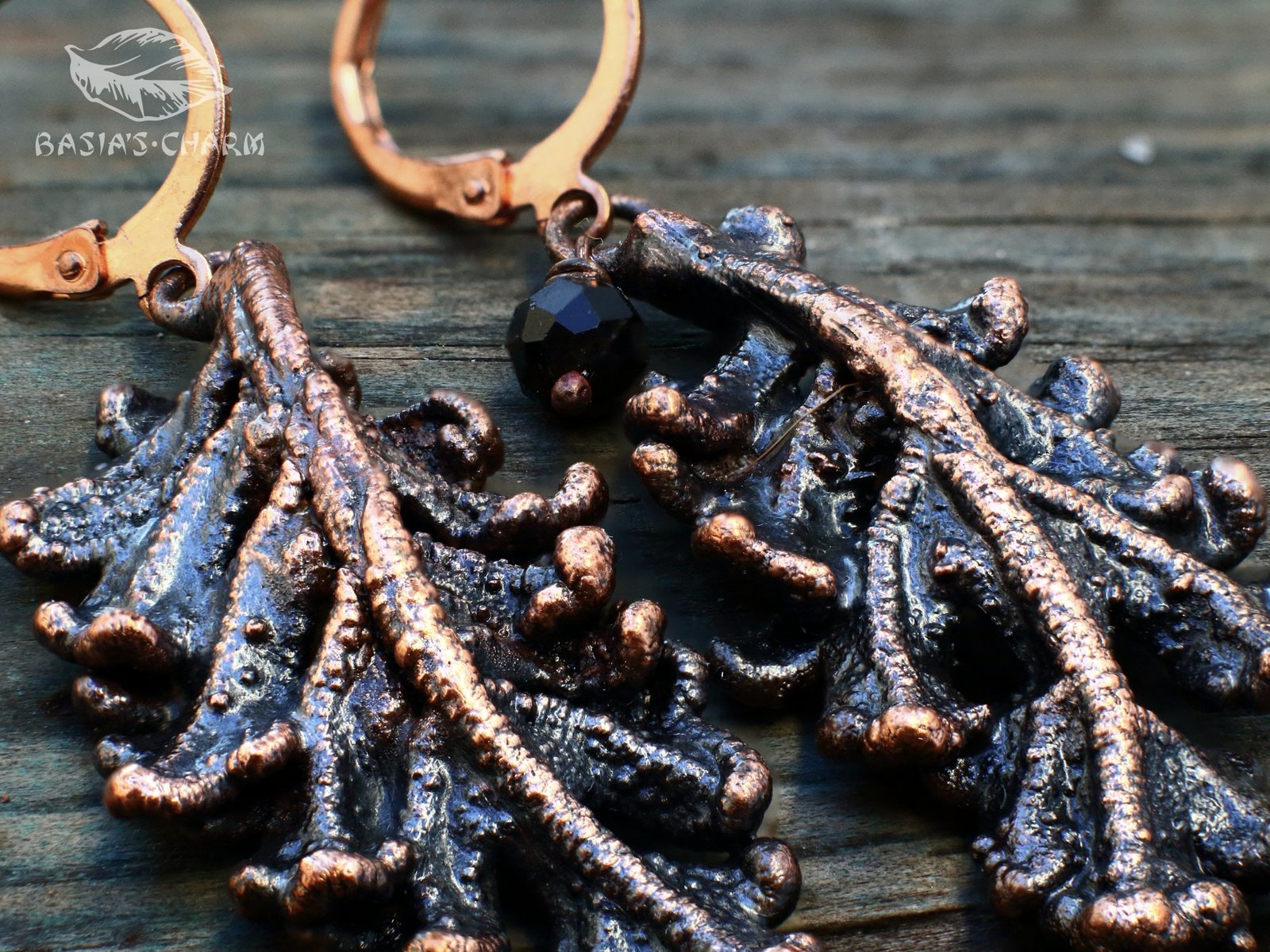 Сineraria Leaves with tiny black tourmalite earrings - Image 3