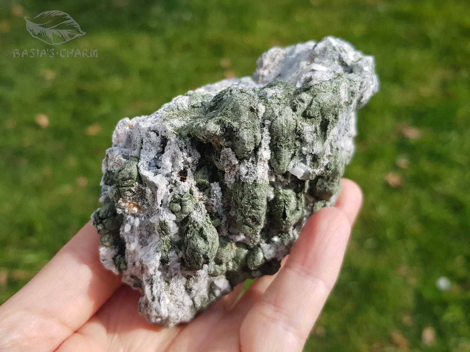 Elpidite with Green Aegirine - Image 4