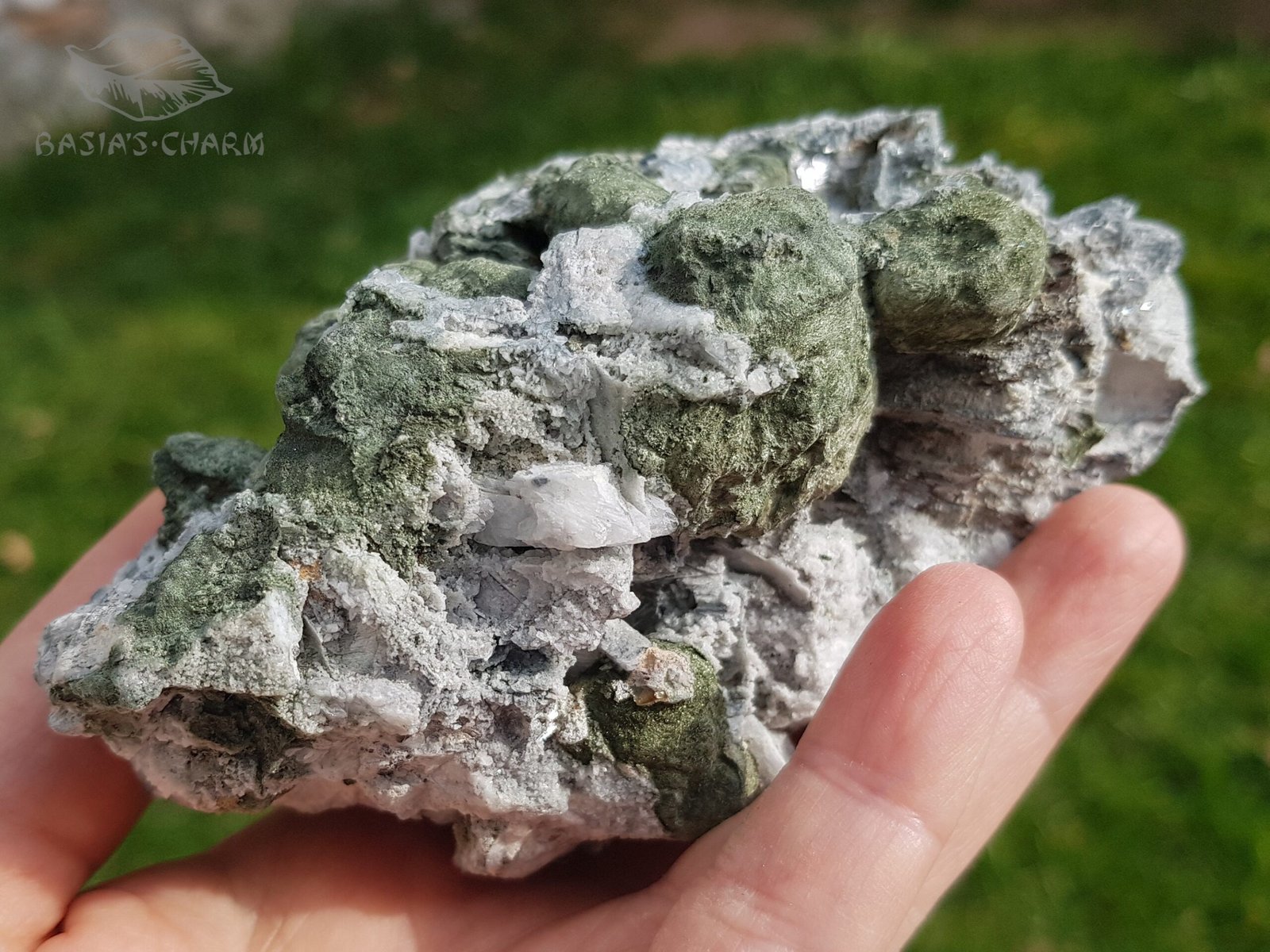 Elpidite with Green Aegirine - Image 7