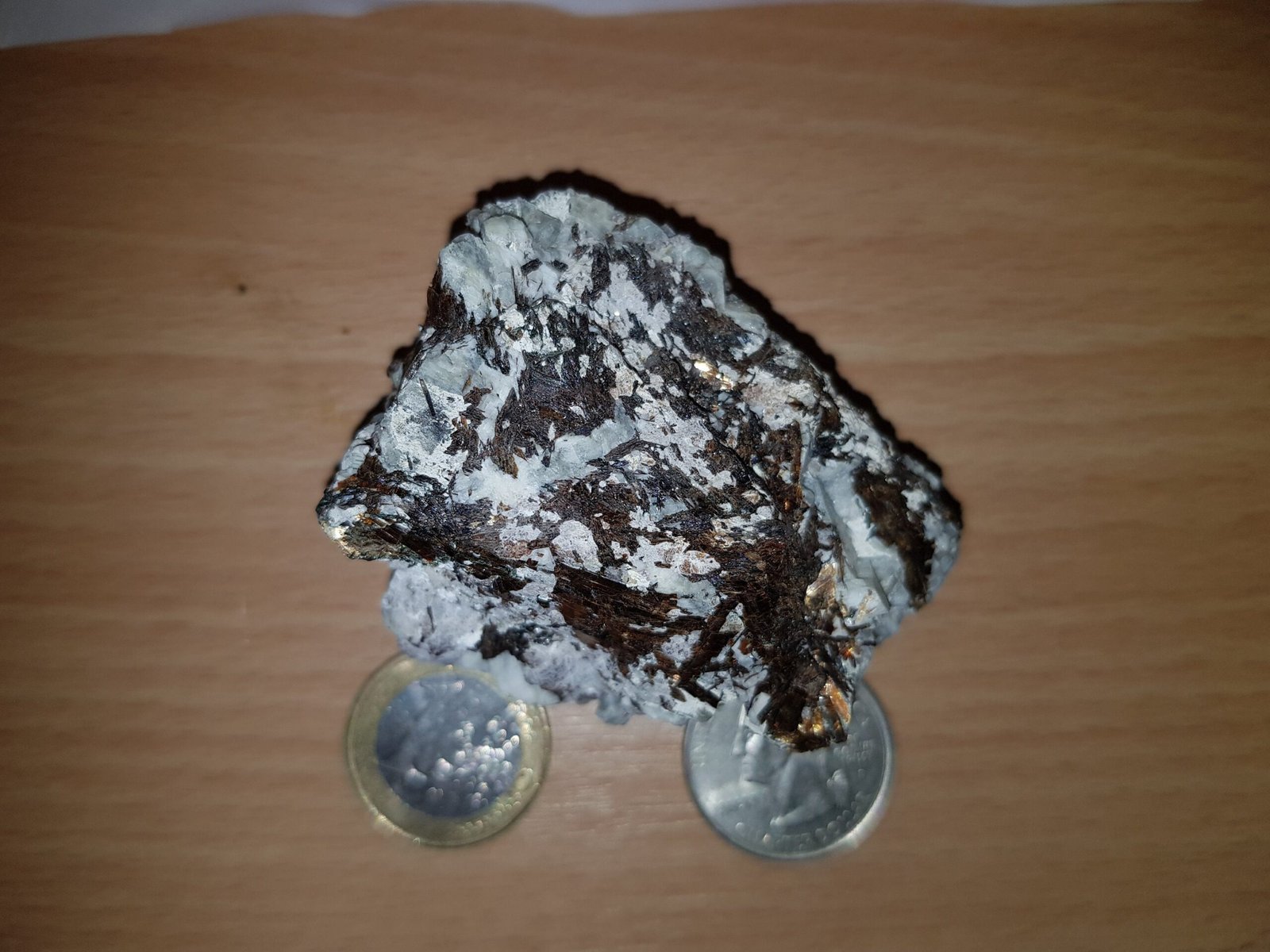 Astrophyllite with aegirine - Image 8