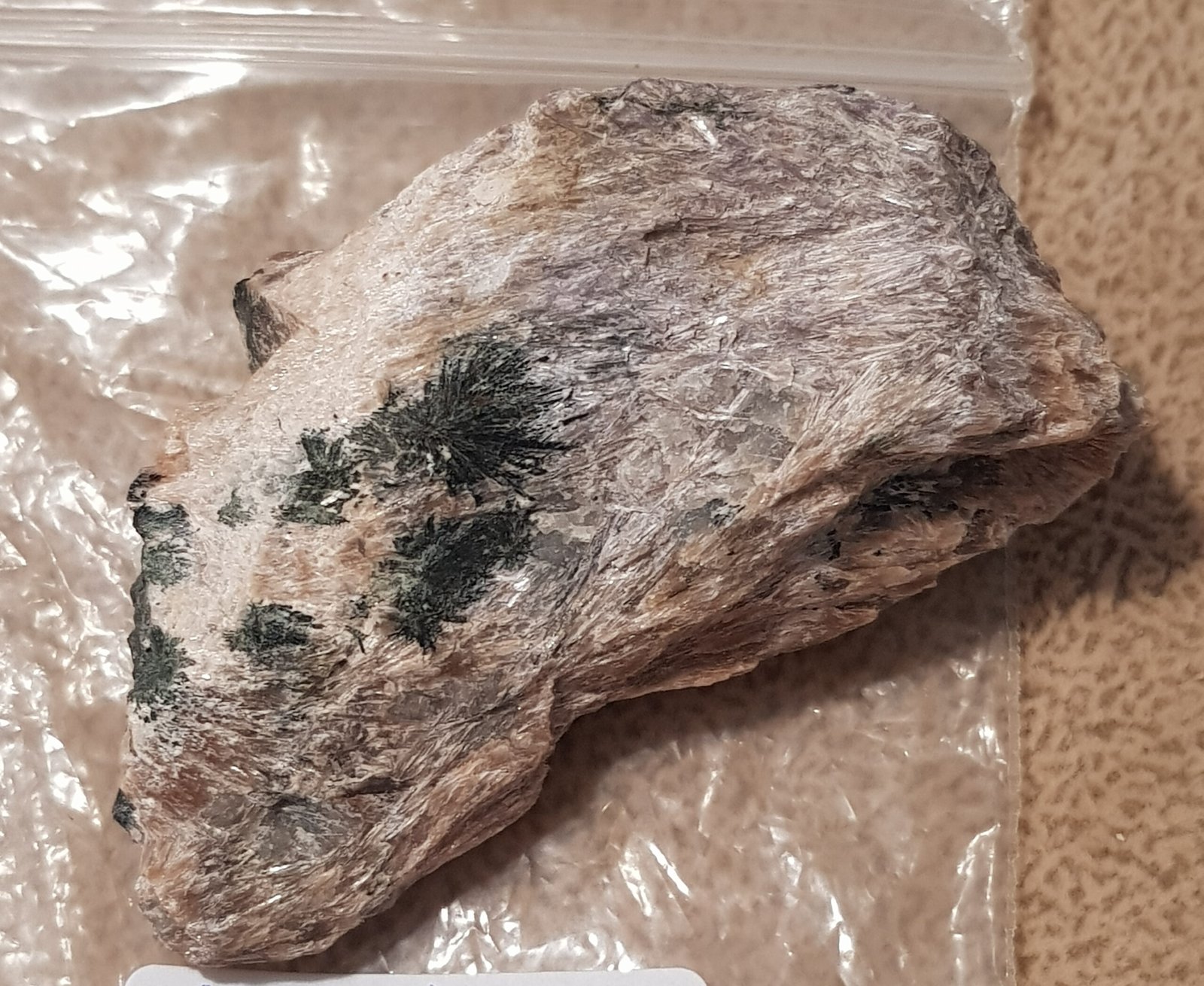 Tokkoite, charoite, aegirine - Image 2