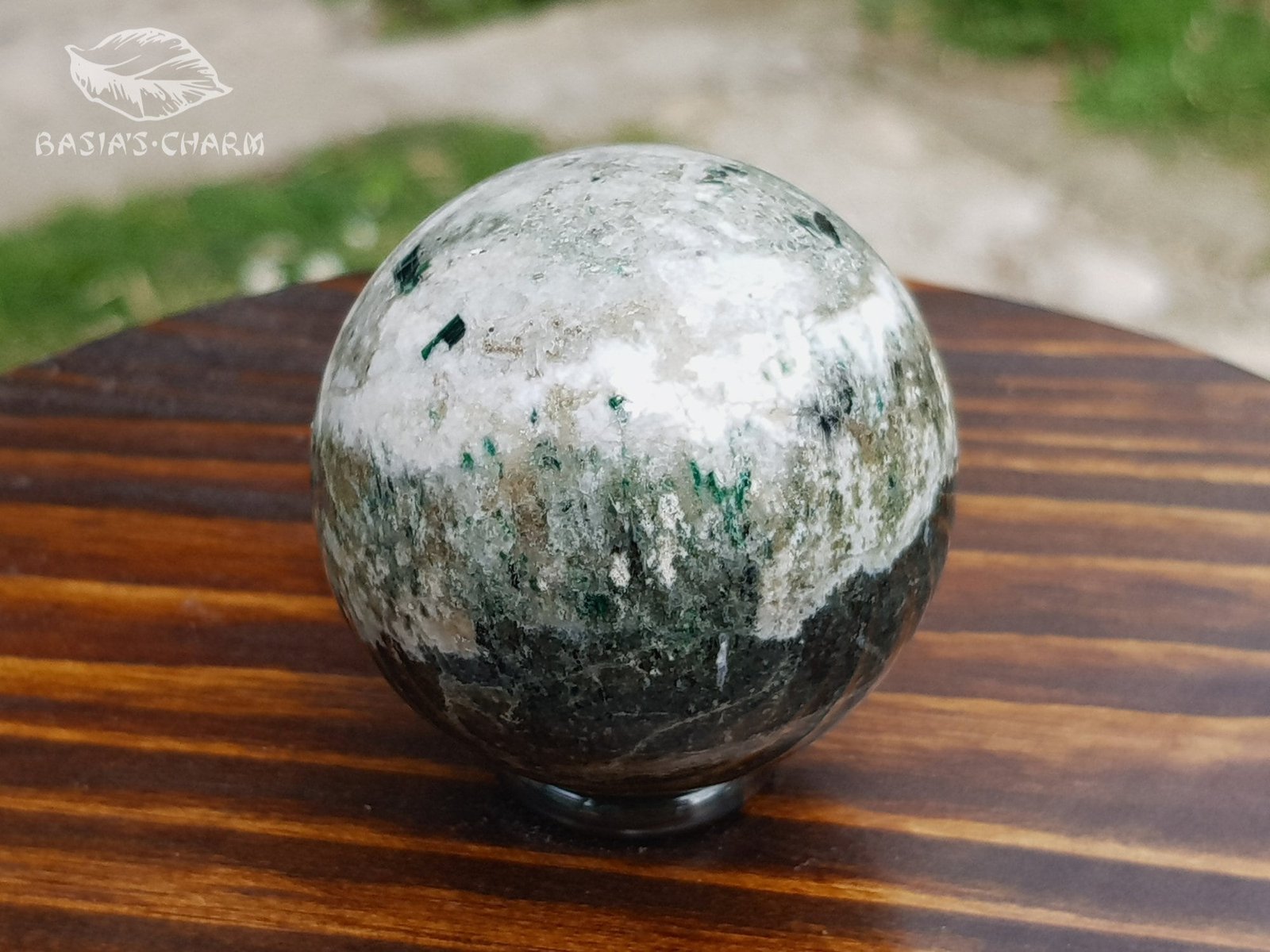 Fuchsite in gabbro - Image 2