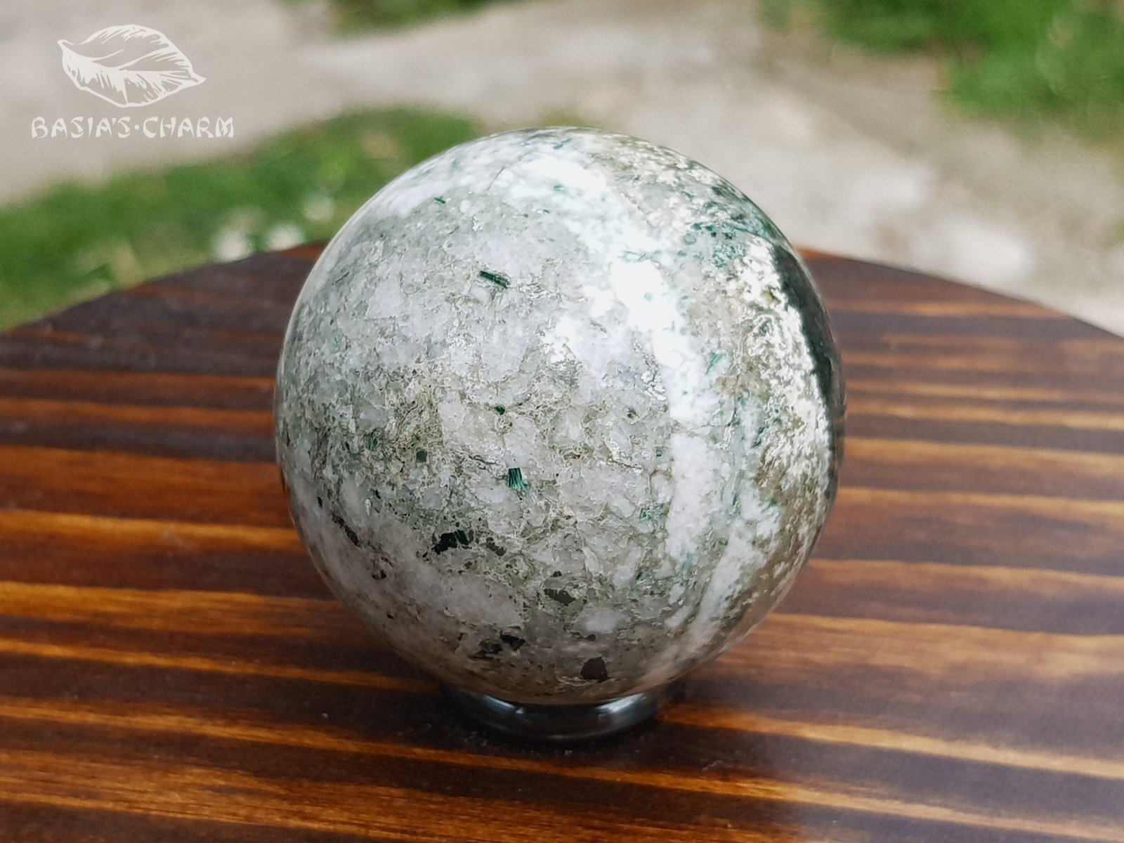 Fuchsite in gabbro - Image 7