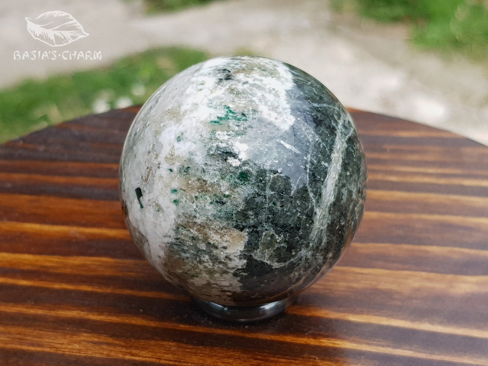 Fuchsite in gabbro - Image 8