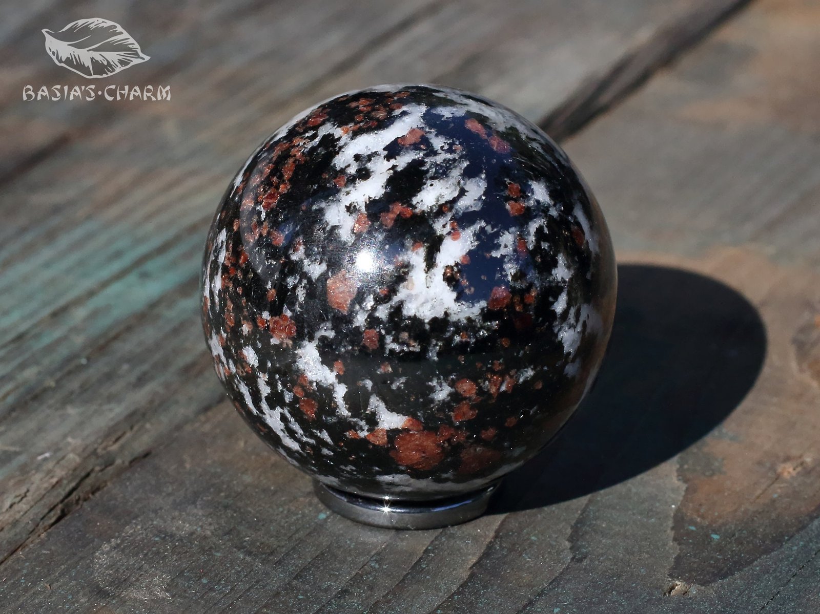 Almandine garnet - Image 5