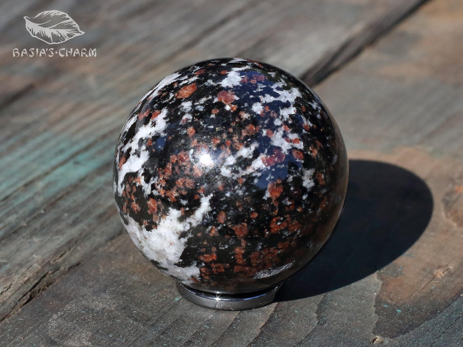 Almandine garnet - Image 9