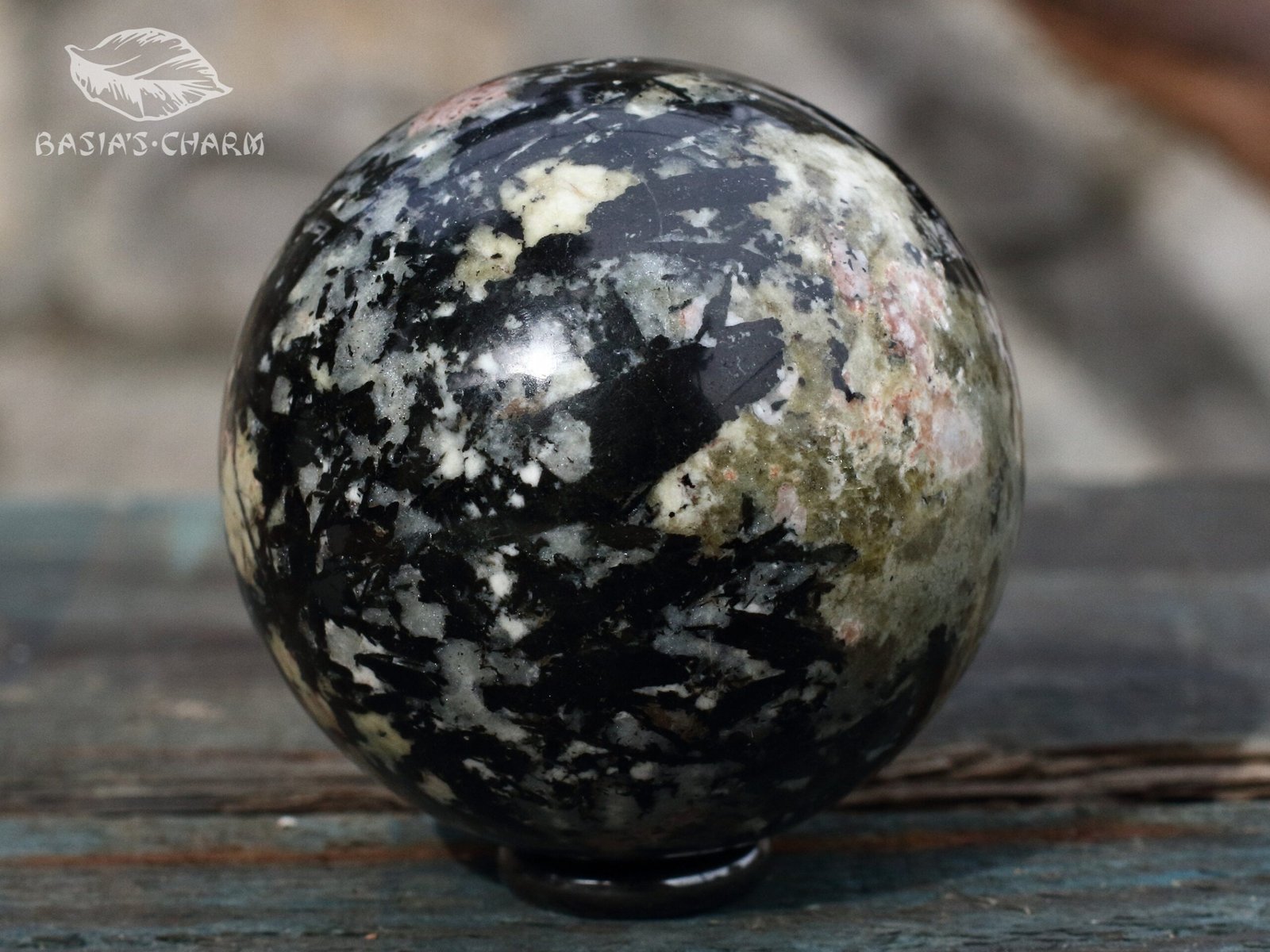 Cancrinite with natrolite and aegirine - Image 4