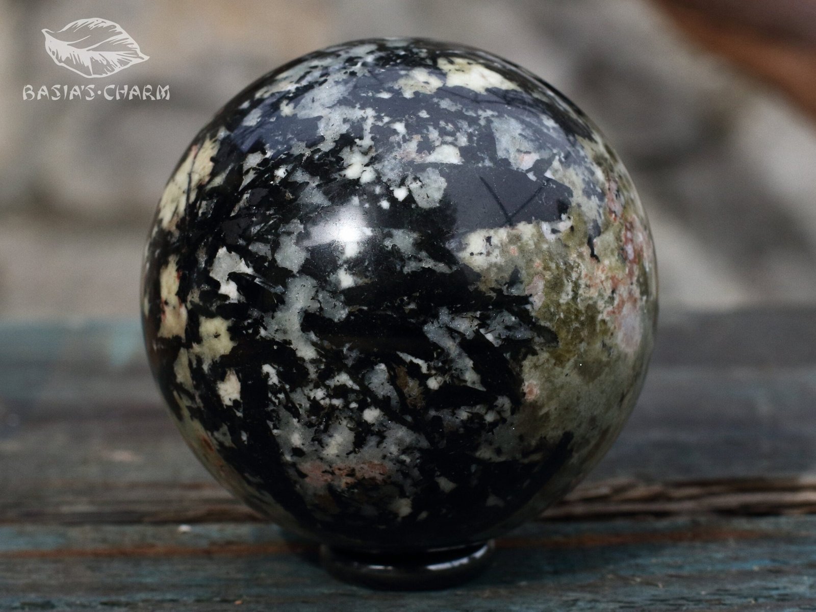 Cancrinite with natrolite and aegirine - Image 8