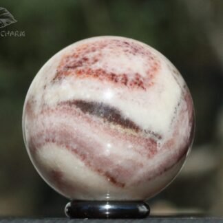 Rodochrosite in calcite