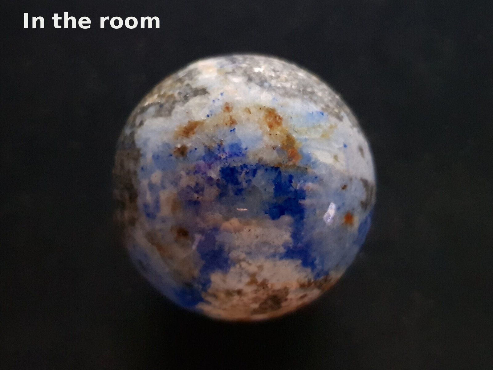 Lazurite with fluorescent sodalite - Image 9