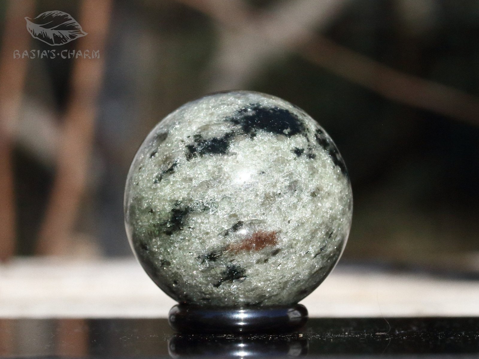 Apatite and titanite - Image 2