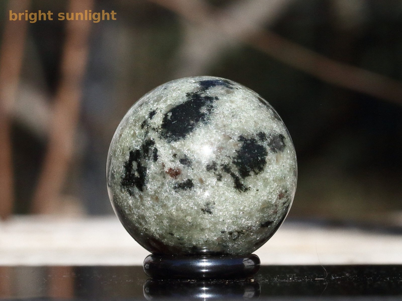 Apatite and titanite - Image 6