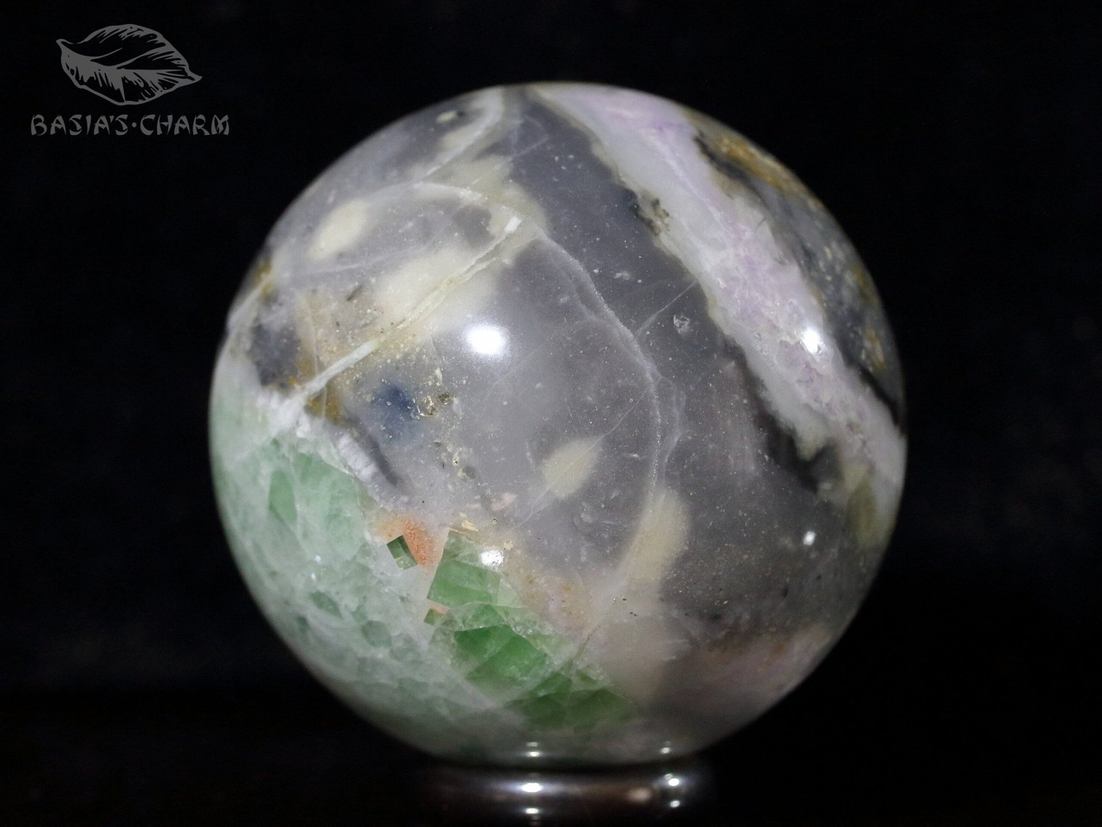 Fluorite with chalcedony and quartz - Image 6