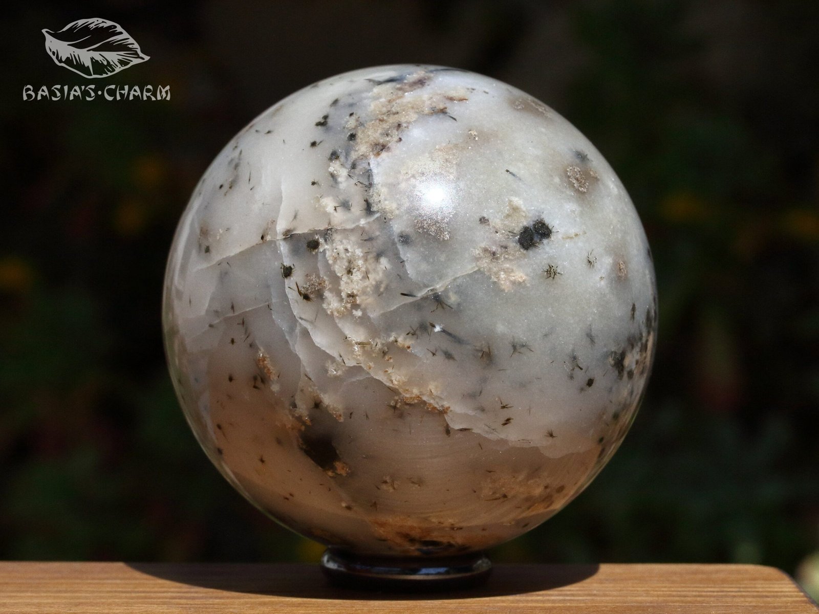 Aegirine and natrolite in albite - Image 5