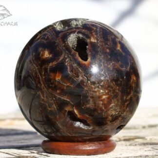 Simbircite with pyrite geodes