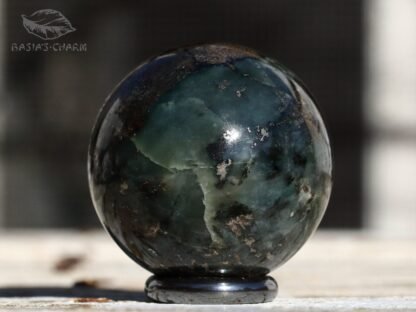 Meionite scapolite with pyrite