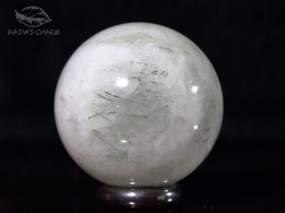 Actinolite in quartz