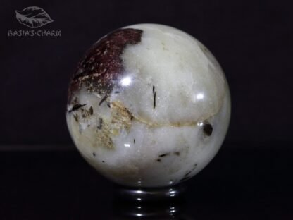 Eudialyte and aegirine with natrolite - Image 5