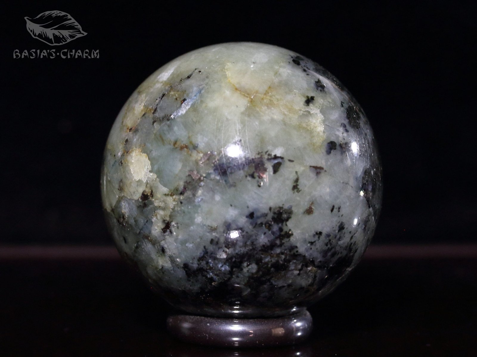 Meionite scapolite with almandine garnet - Image 5