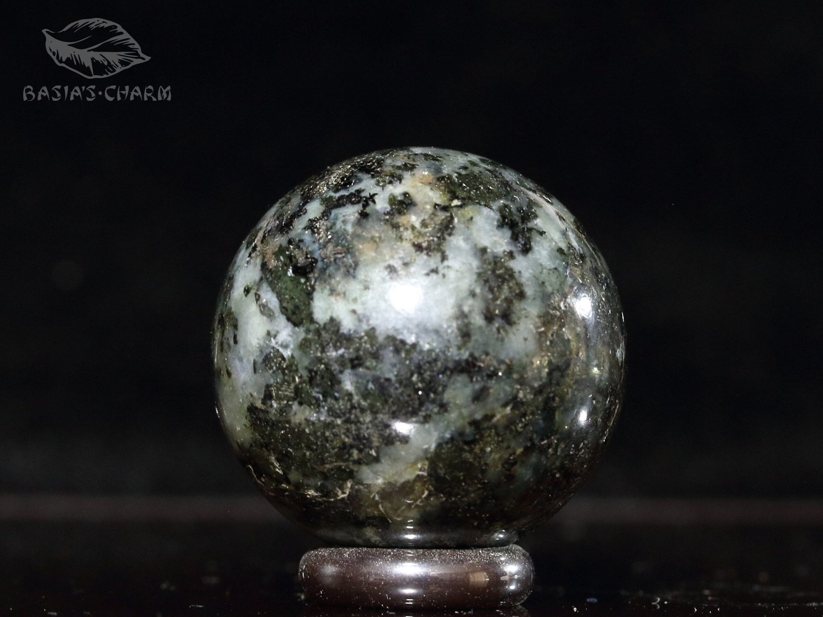 Meionite scapolite with pyrite