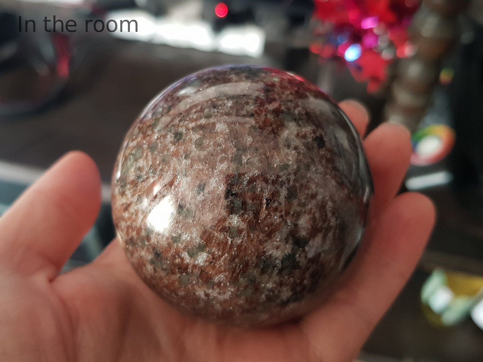 Titanite with nepheline - Image 9